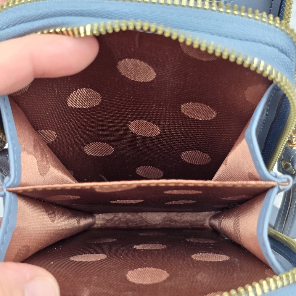 Gold and Gray Crossbody Bag with Sleek Design - Picture 11 of 12